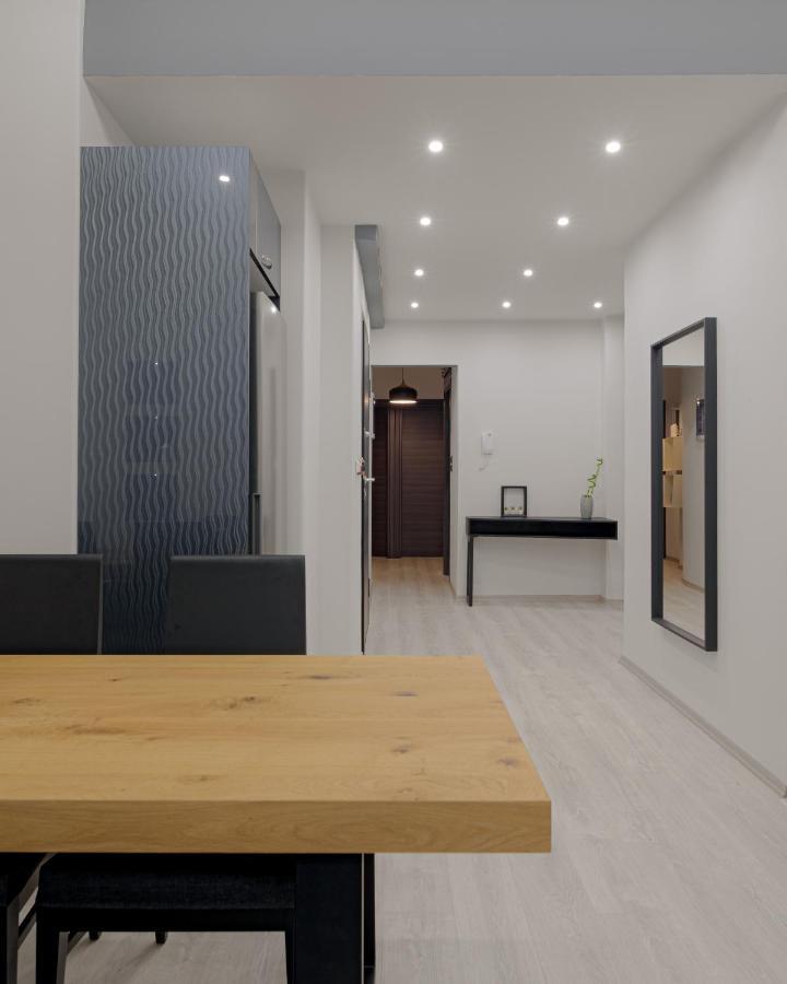 Acropolis Deluxe Apartment Атина Екстериор снимка