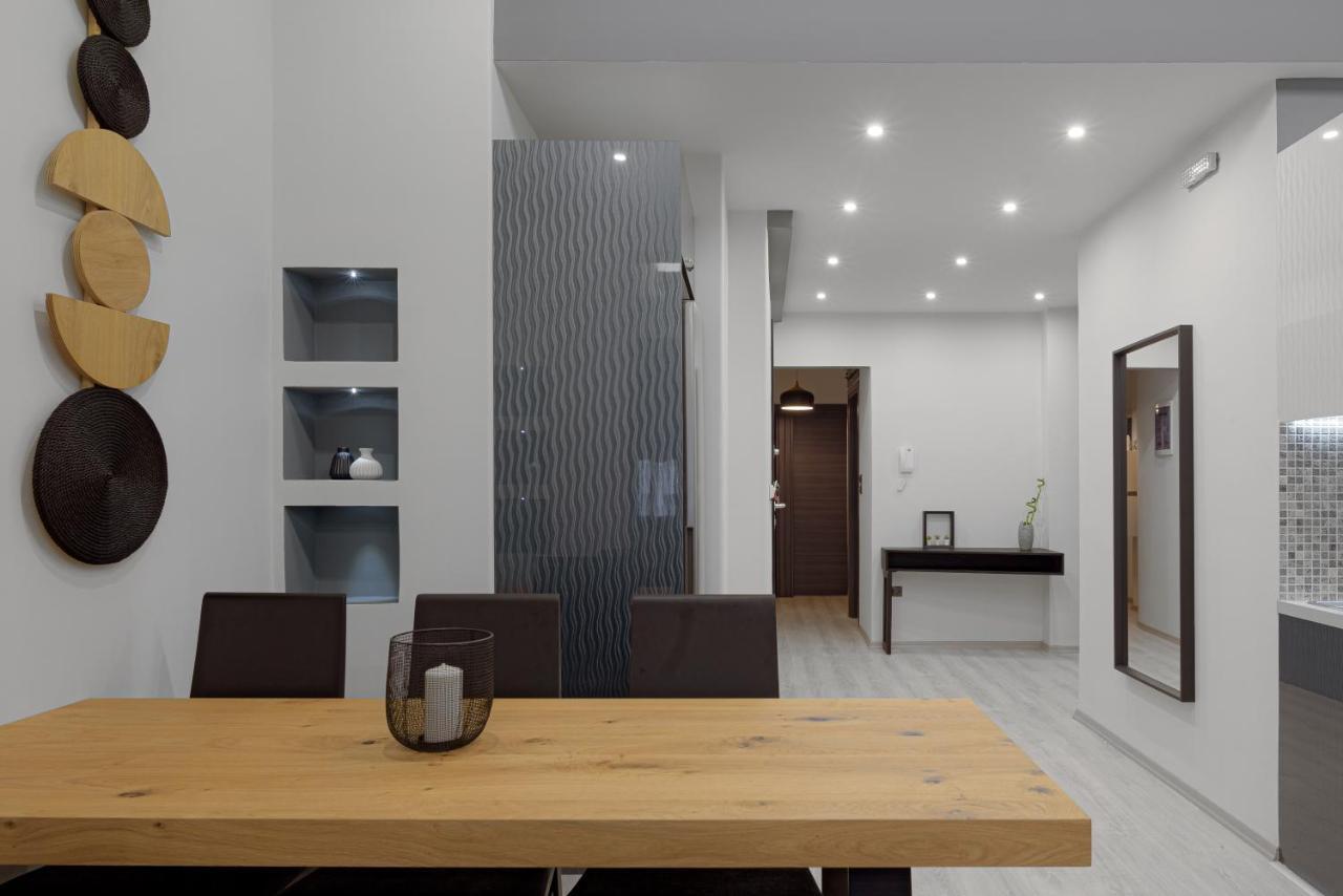 Acropolis Deluxe Apartment Атина Екстериор снимка