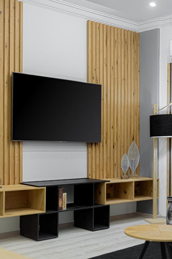 Acropolis Deluxe Apartment Атина Екстериор снимка
