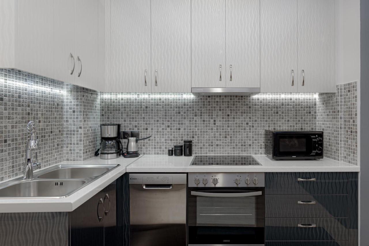 Acropolis Deluxe Apartment Атина Екстериор снимка